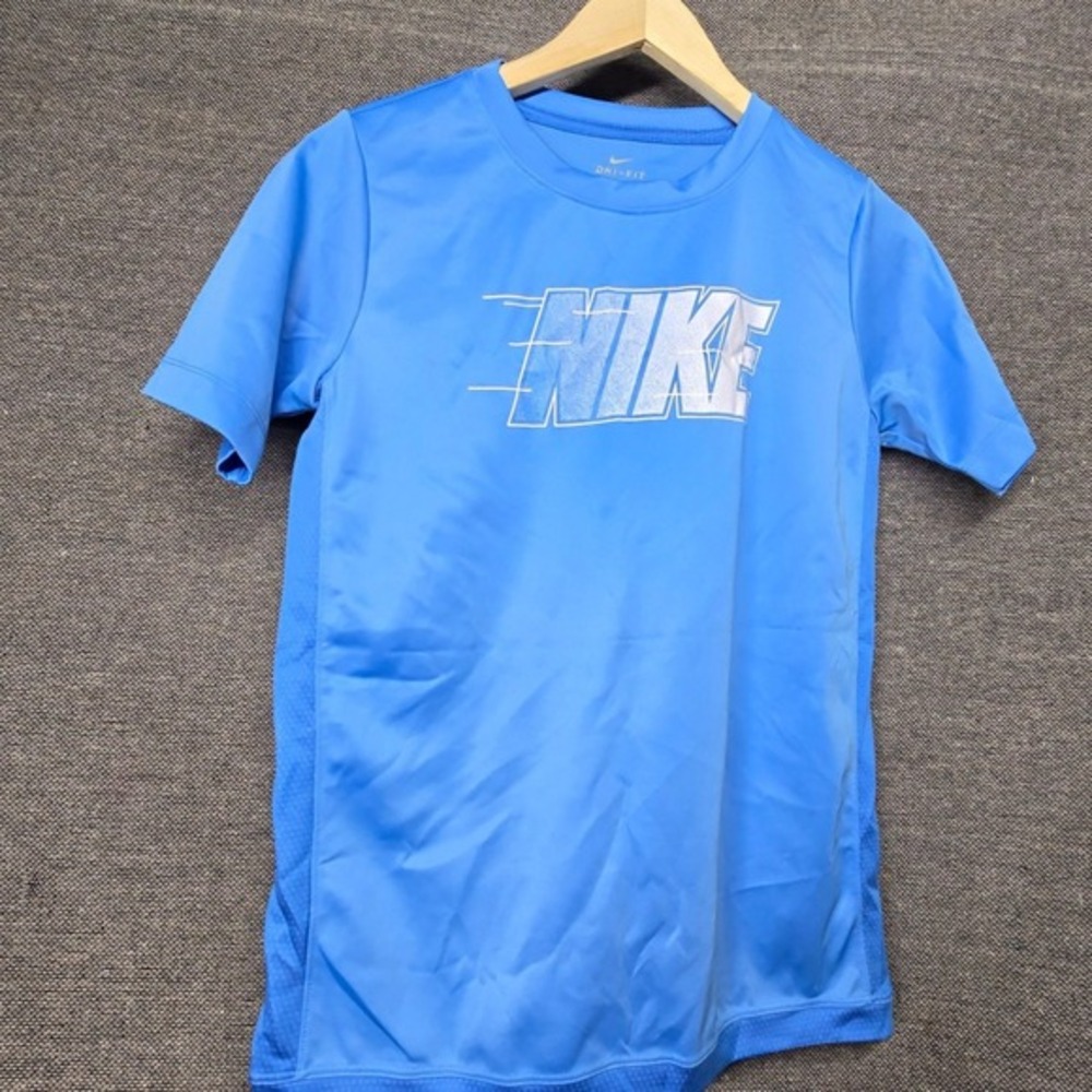 Nike Dri-FIT Boys Large Blue Graphic Performance Short Sleeve T-Shirt‎ RN56323